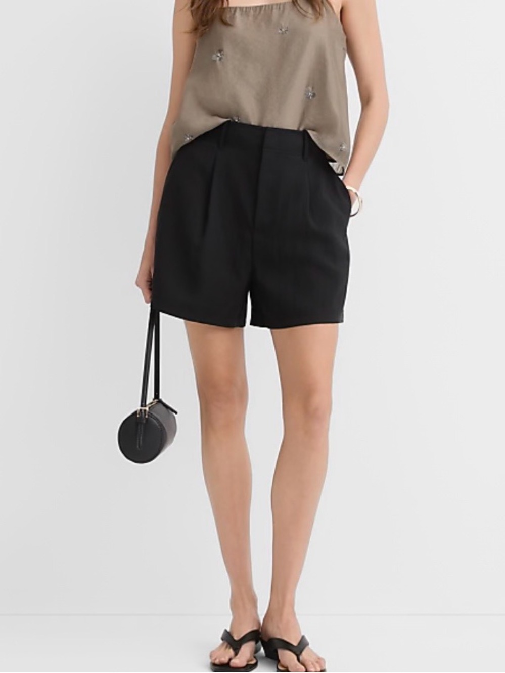 **NEW** LOFT Pleated A-line Twill Shorts Black Size 10